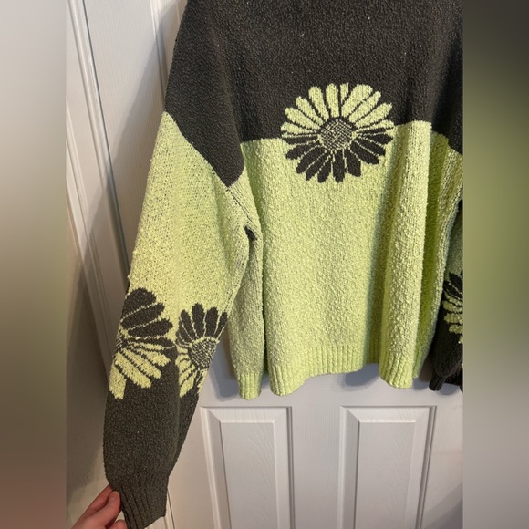 Free People In Bloom Sweater NWOT Size S - Picture 6 of 9